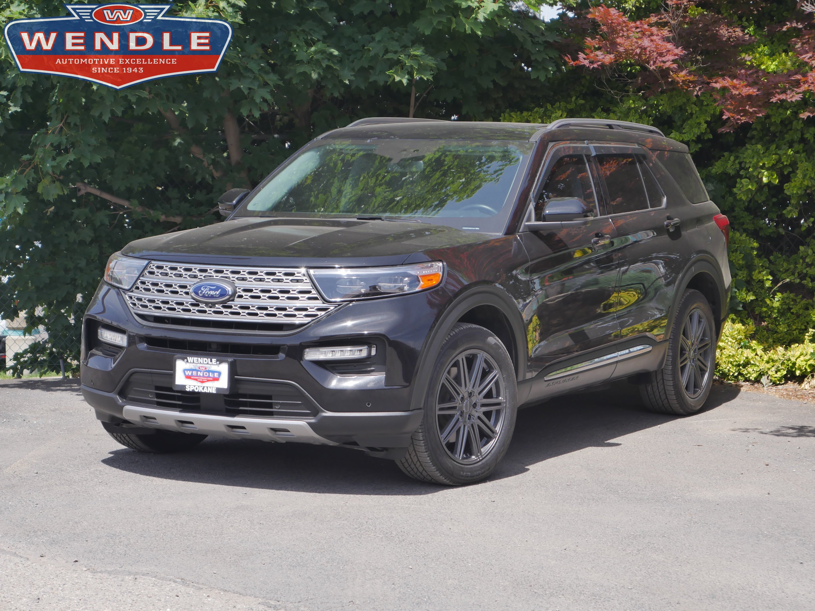 2021 Ford Explorer Limited HEV 4WD's photo