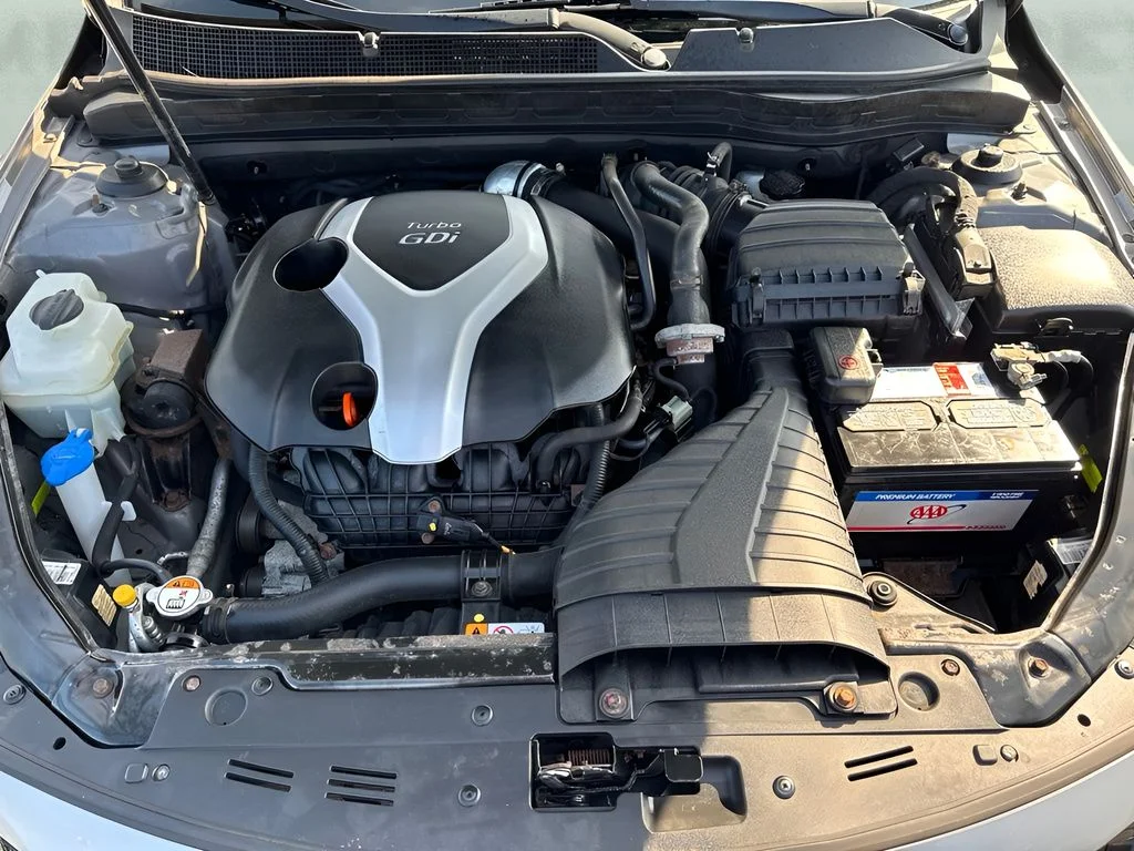 Used 2013 Silver Kia SX image 28