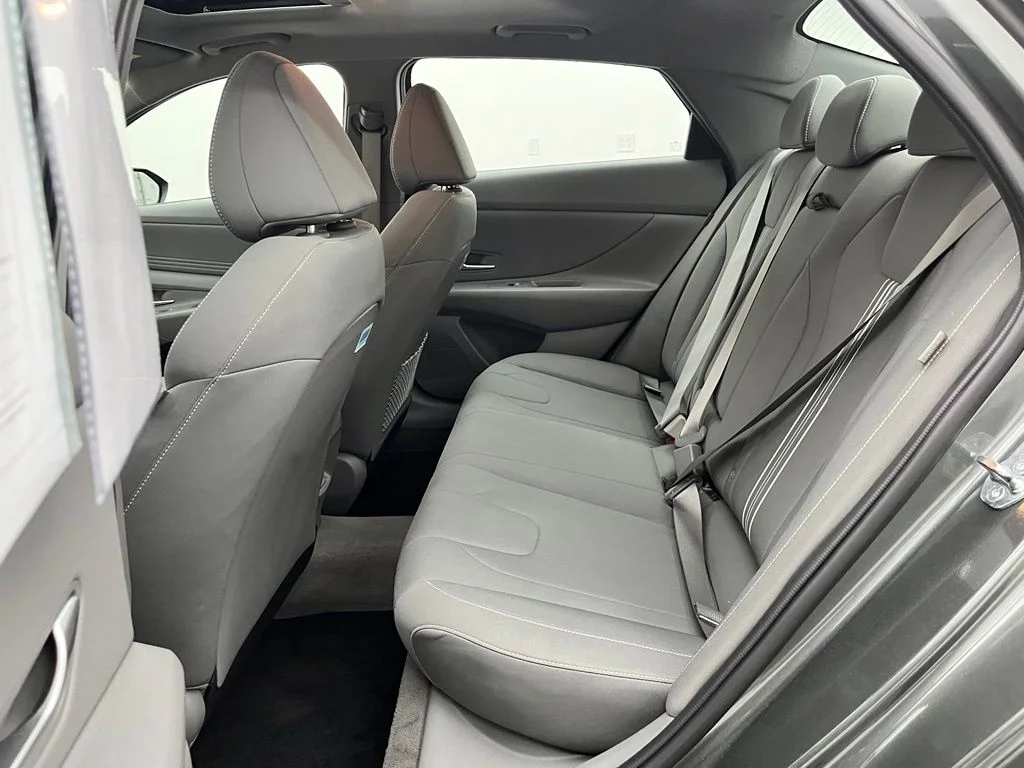 Used 2024 Gray Hyundai SEL image 39
