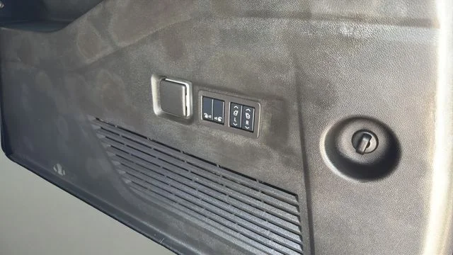 Used 2024 Beige Chevrolet High Country image 35