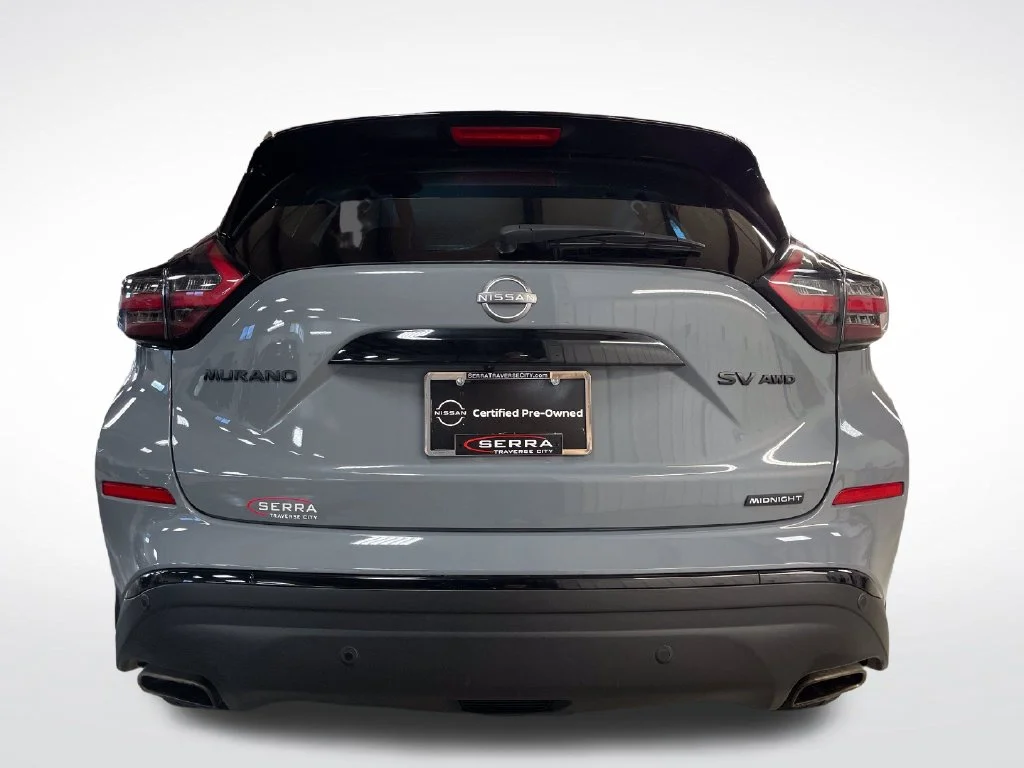 Used 2024 Gray Nissan SV image 5