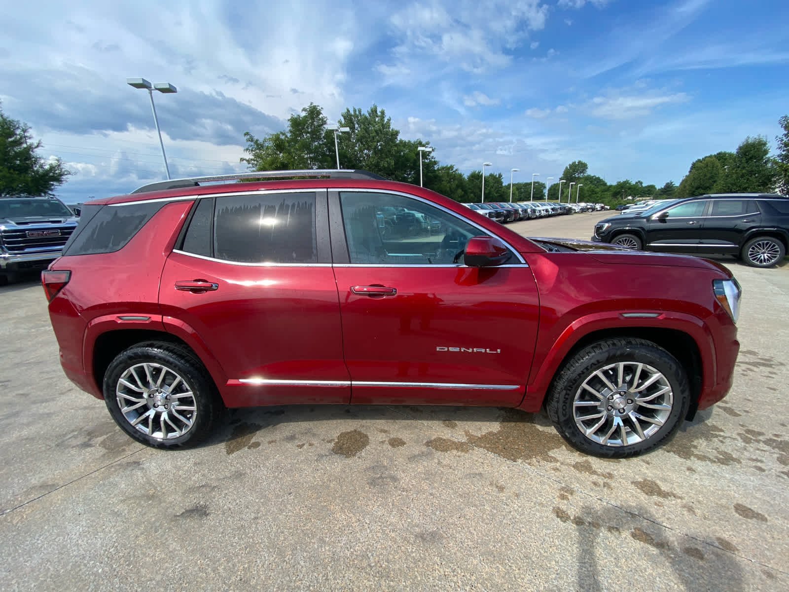 2026 GMC Terrain Denali - Photo 3