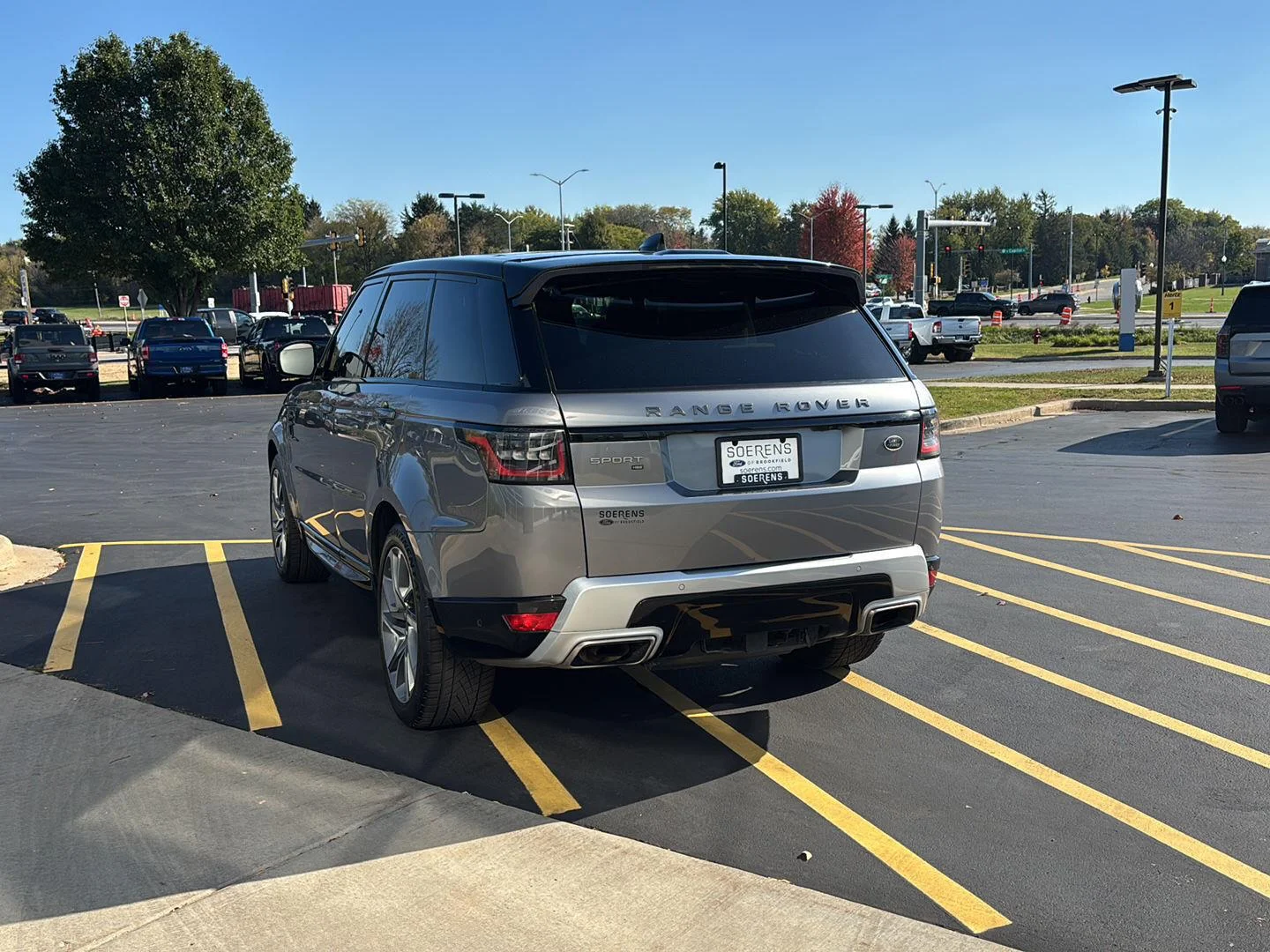 Used 2021 Eiger Grey Land Rover HSE Silver Edition image 7