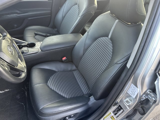 Used 2024  Toyota SE image 22