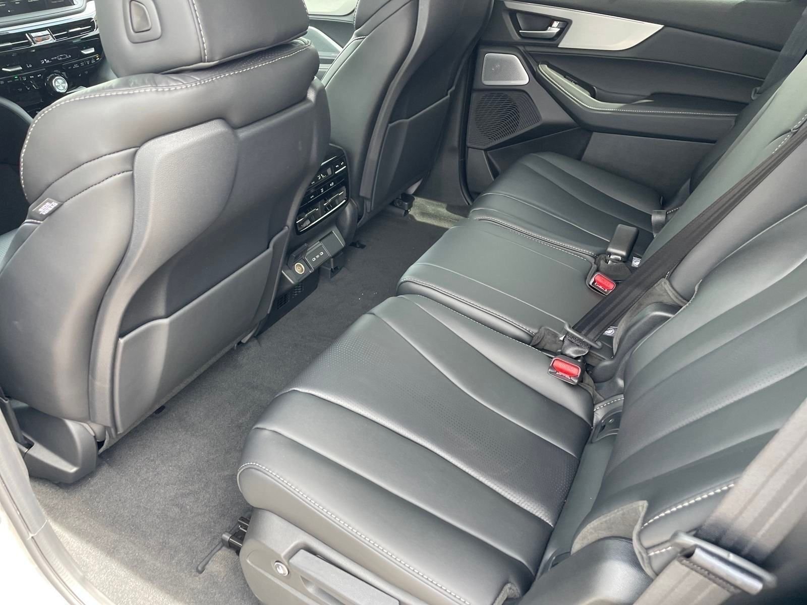New 2026 Solar Silver Metallic Acura Technology Package image 20