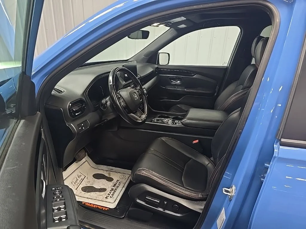 Used 2024  Honda TrailSport image 29
