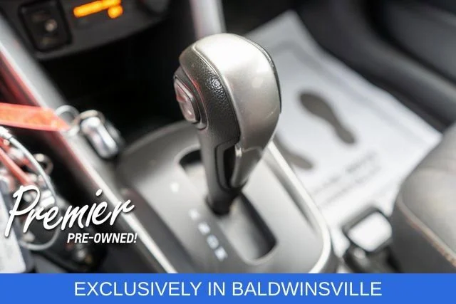 Used 2020 SUMMIT WHITE Chevrolet LT image 26