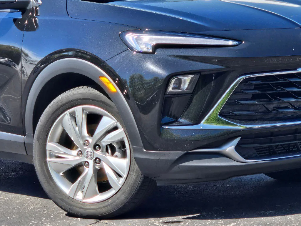 2025 Buick Encore GX Preferred - Photo 3