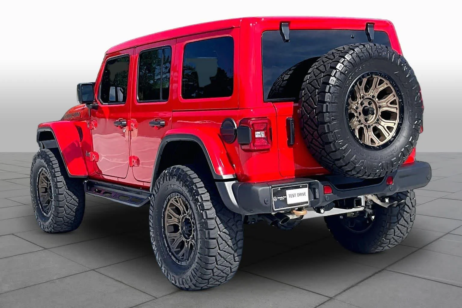 Used 2022 Firecracker Red Clearcoat Jeep Unlimited Rubicon 392 image 12
