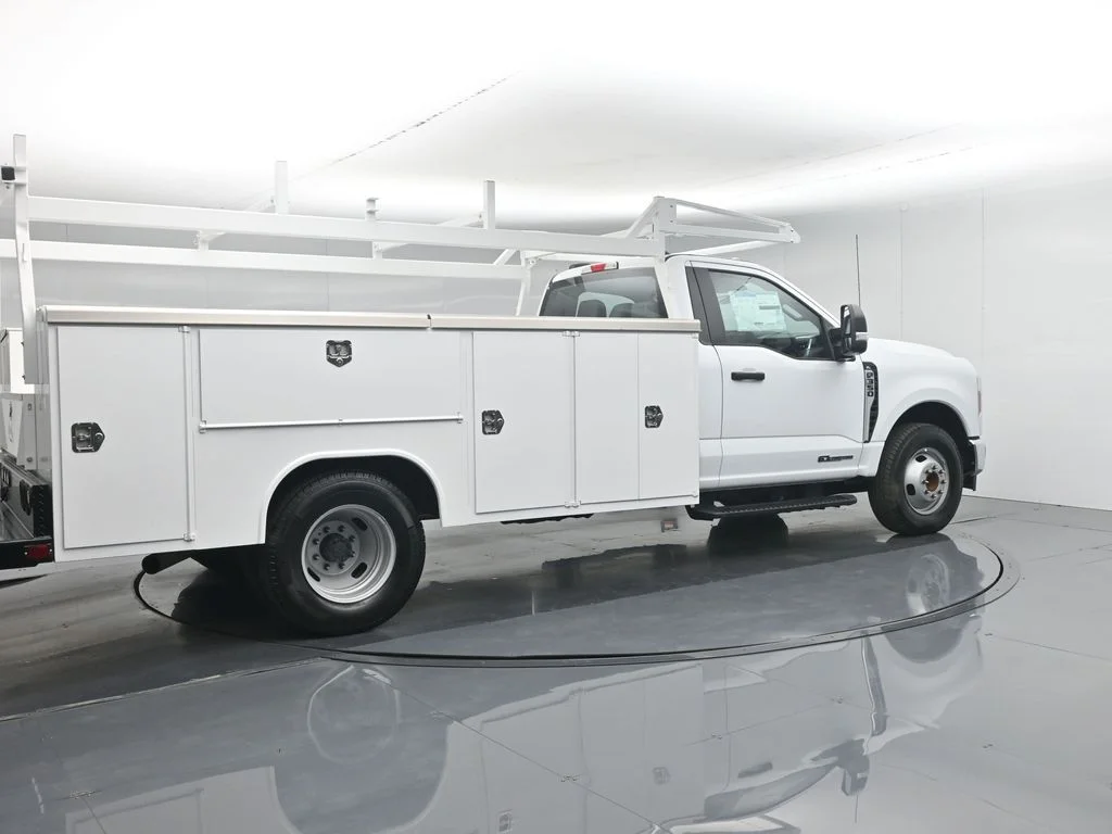 New 2025 White Ford XL image 32