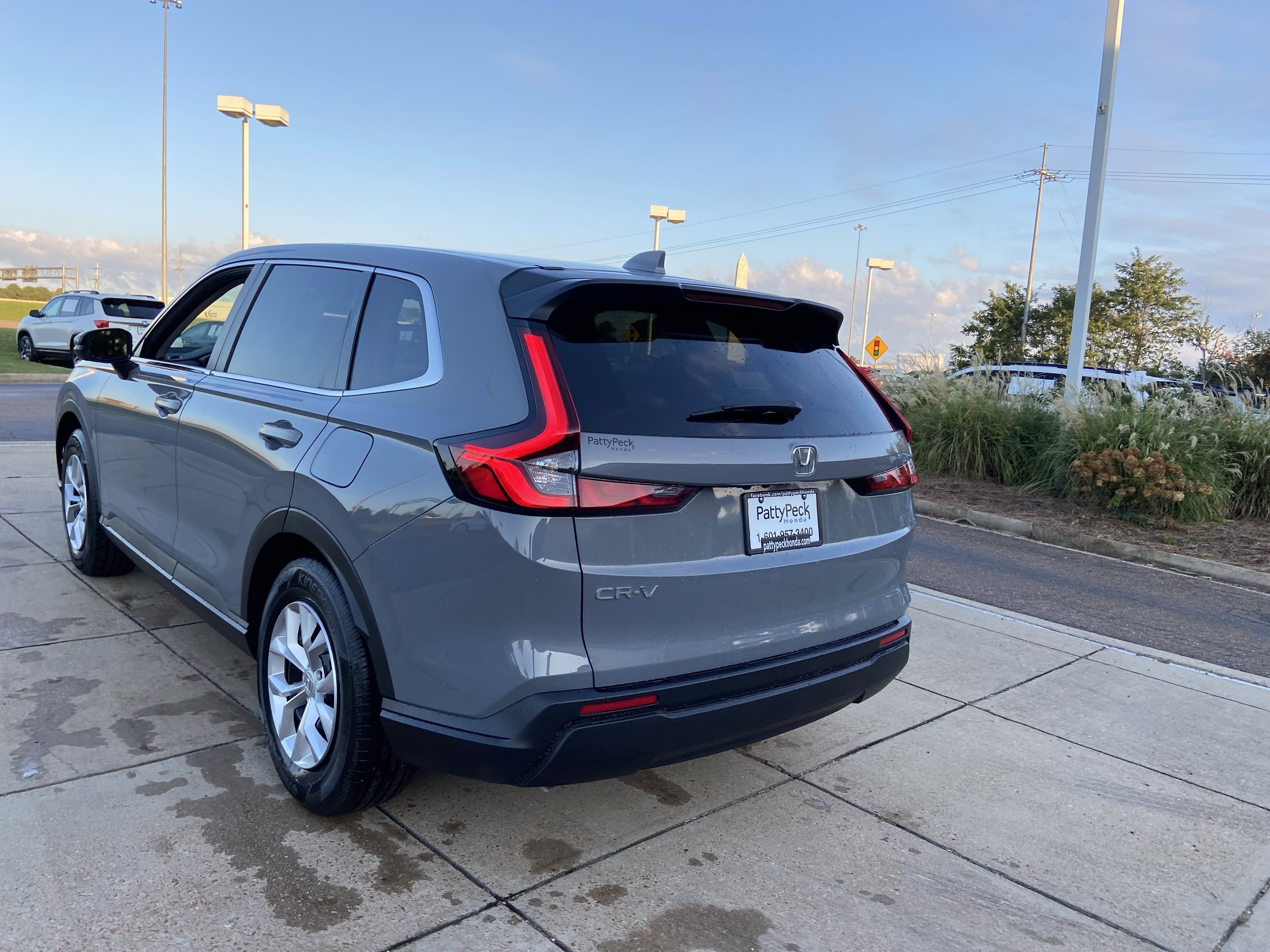 New 2026 Urban Gray Pearl Honda LX image 8
