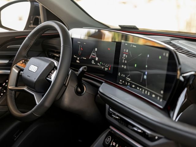 Used 2025 Tambora Gray Metallic Audi 2.0T Premium Plus image 30