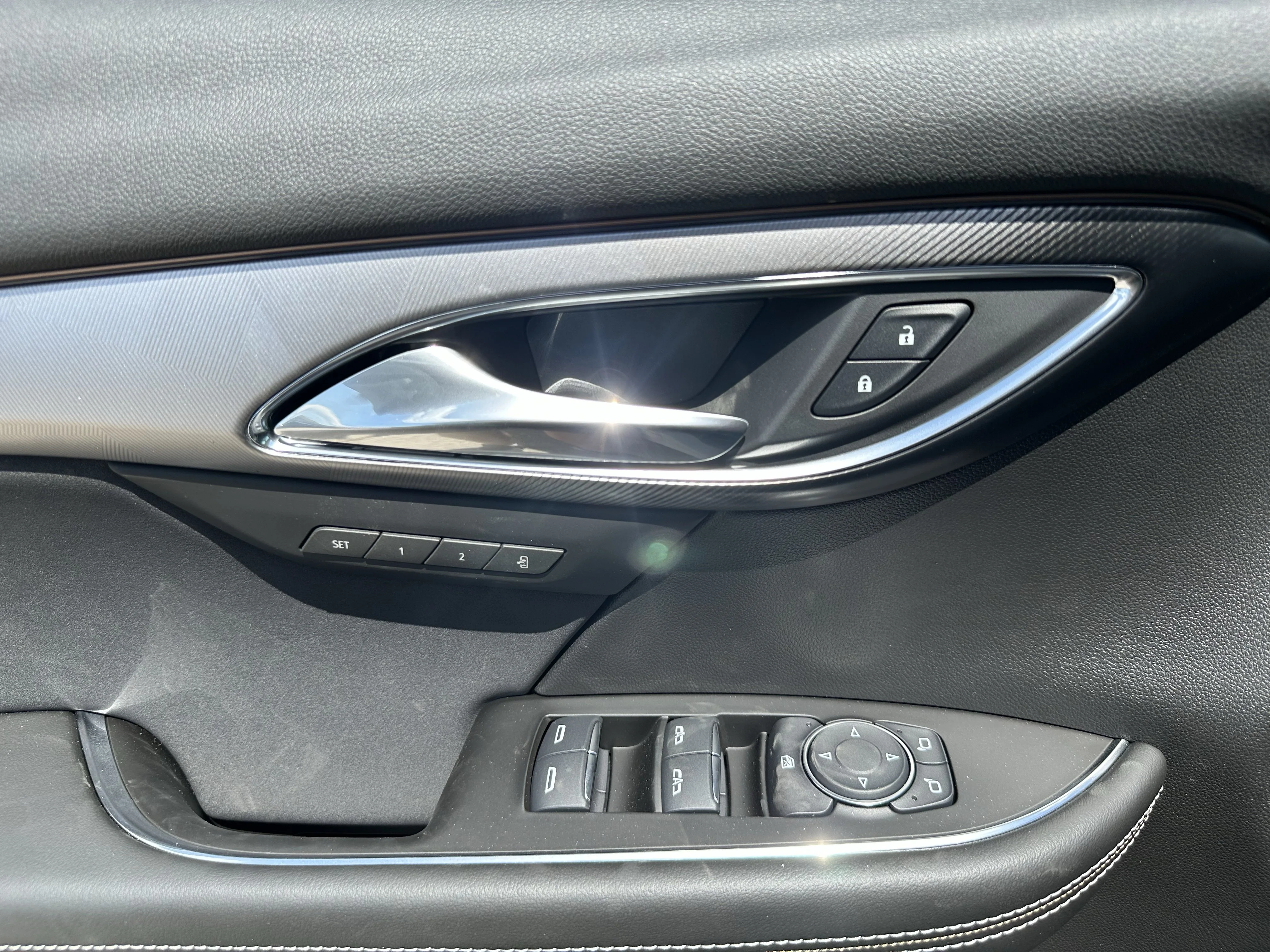 New 2026 Summit White Buick Sport Touring image 9