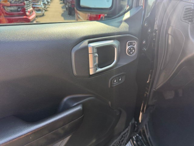 Used 2023 Black Jeep Overland image 22