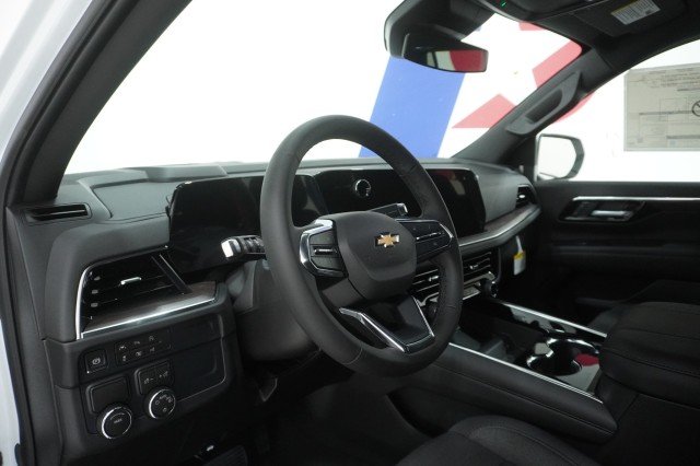 2027 Chevrolet Tahoe LS - Photo 18