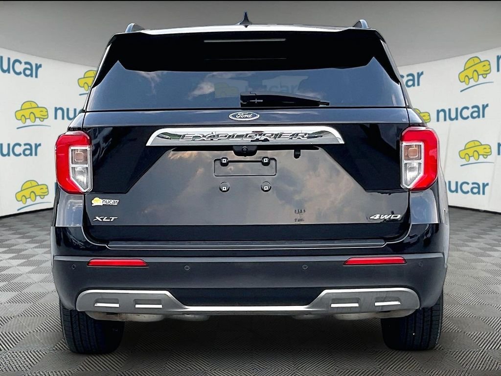 Used 2022 Black Ford XLT image 5