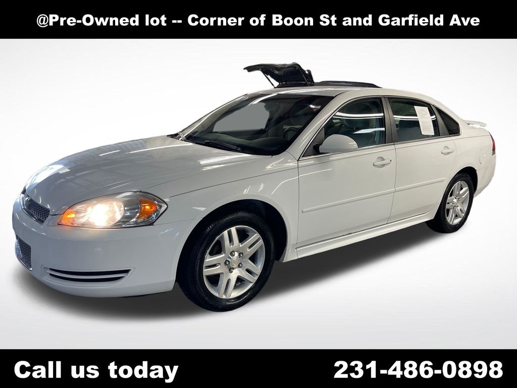 Used 2012 White Chevrolet LT image 1