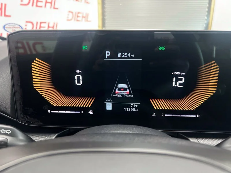 Used 2025 Black Kia LXS image 20