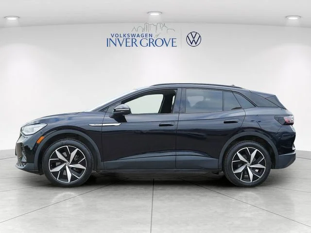 Used 2023 Deep Black Volkswagen Pro S image 4
