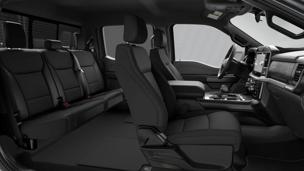 New 2026 Carbonized Gray Metallic Ford XLT image 6