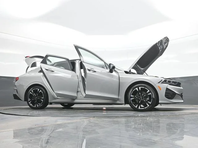 Used 2024 Gray Kia GT-Line image 31