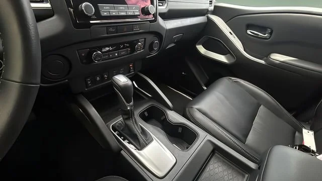 Used 2024 White Nissan SL image 15