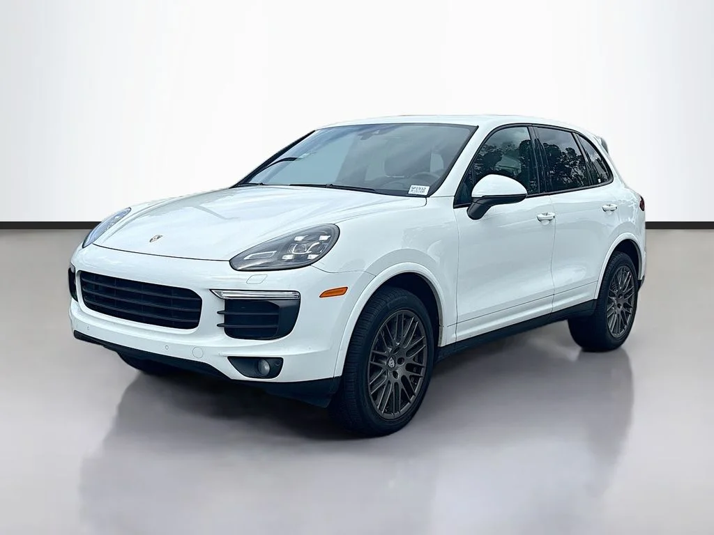 Used 2017 White Porsche Base image 7
