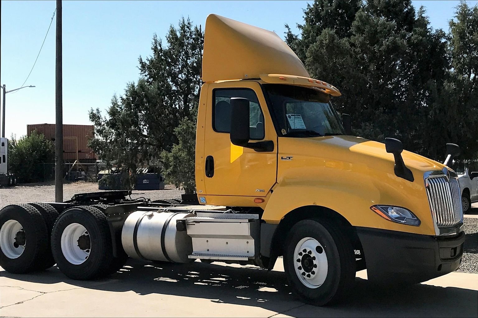 2019 INTERNATIONAL LT625 6x4 - Image 1