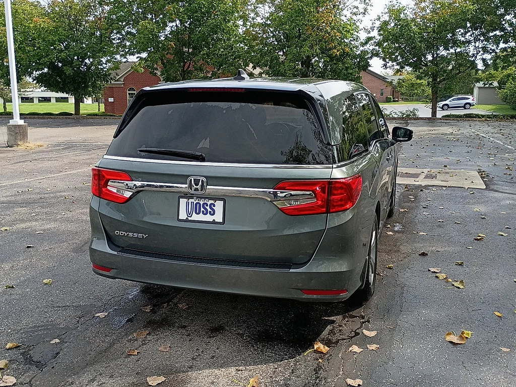Certified Used 2019 GRAY Honda EX-L w/Navi w/RES image 3