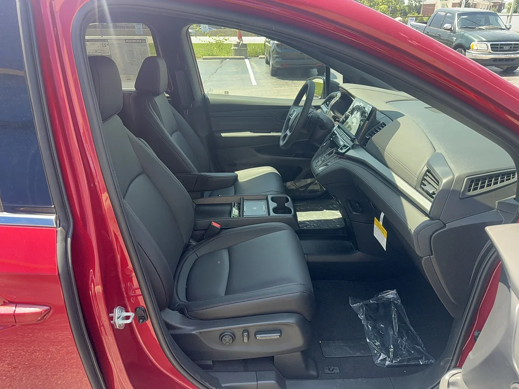 New 2026 Radiant Red Metallic II Honda Sport-L image 15