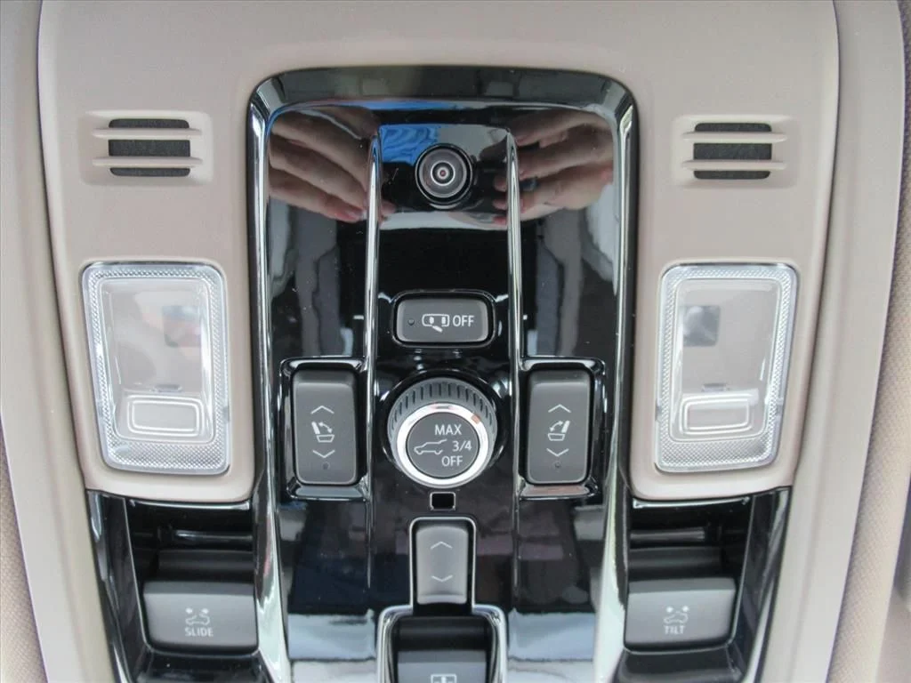 Used 2026 White GMC Denali image 31