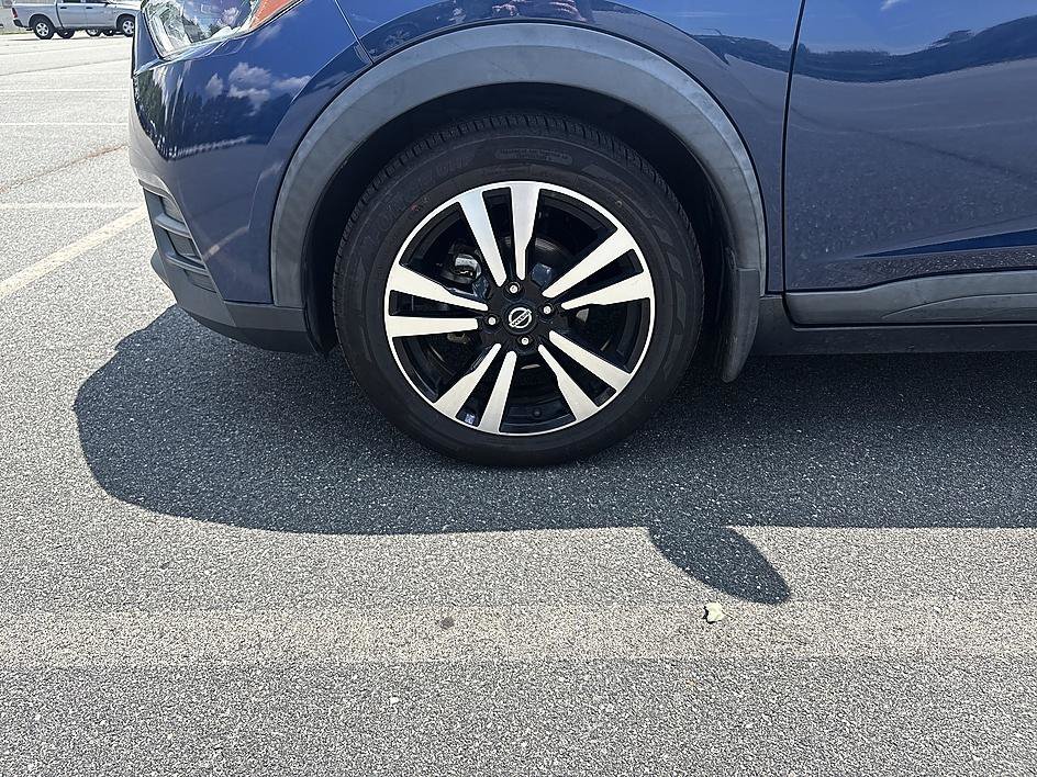 Used 2019 Deep Blue Pearl/Fresh Powder Nissan SV image 9