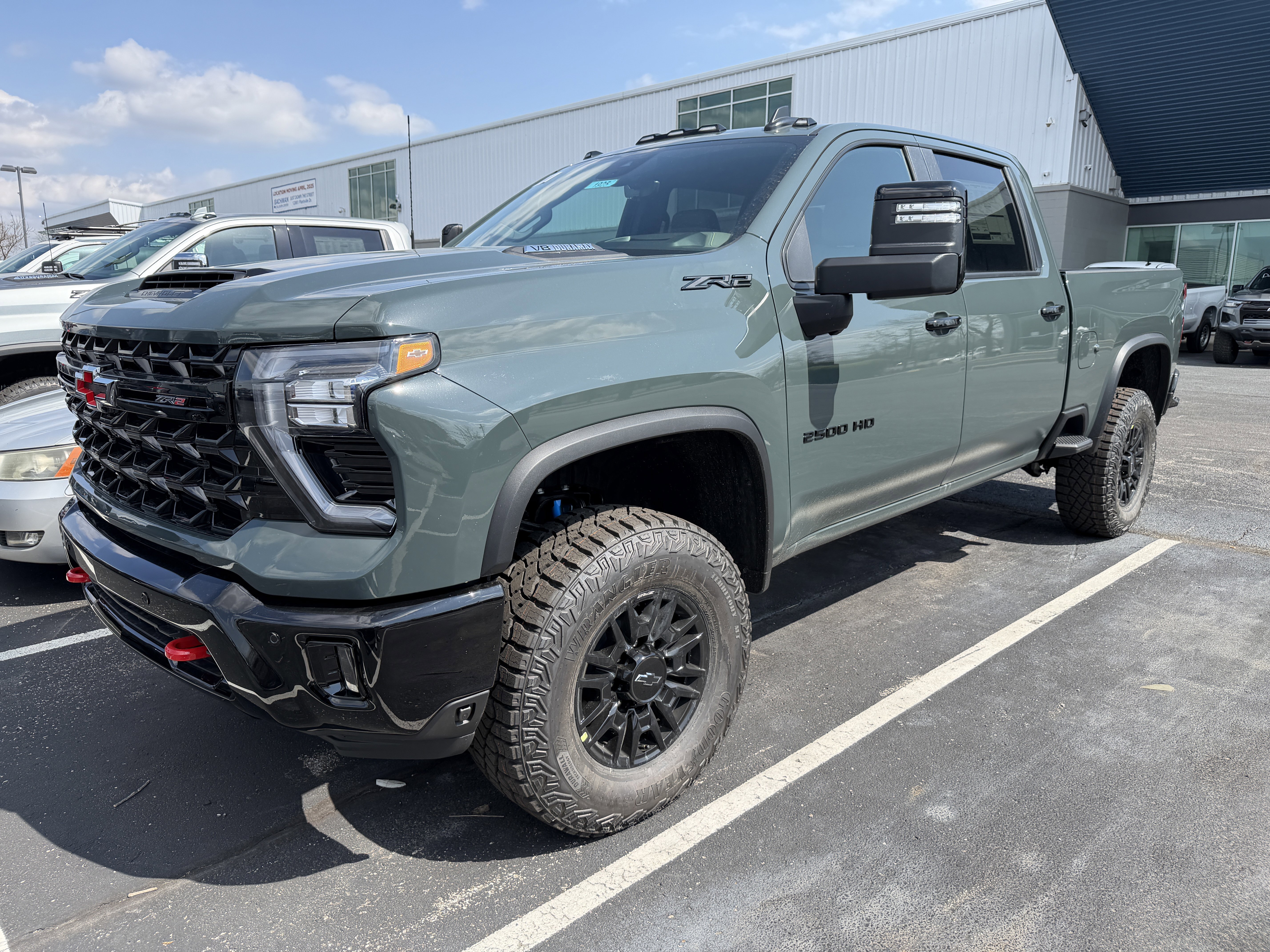 2026 Chevrolet Silverado 2500 HD ZR2 - Photo 4