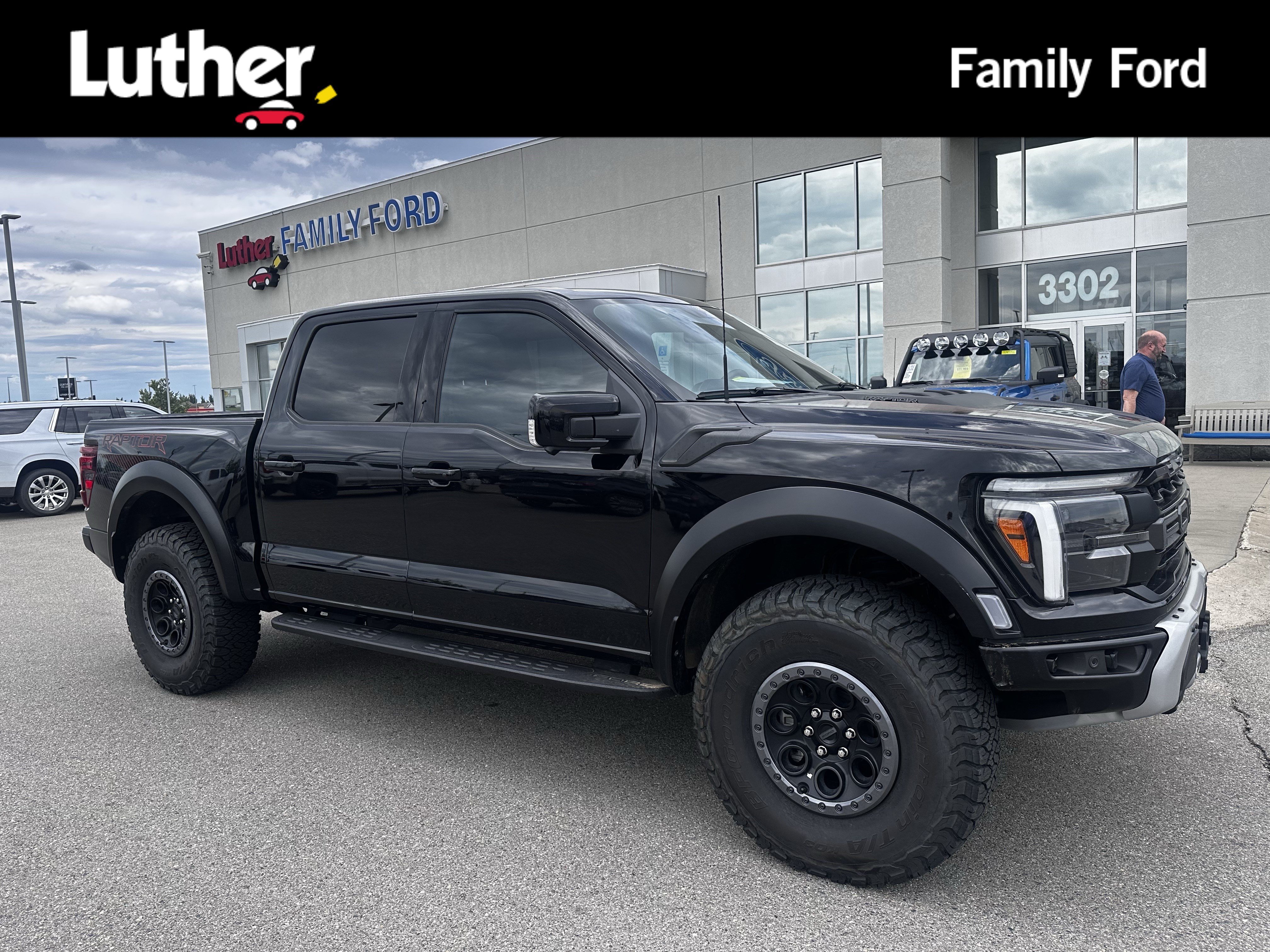 Used 2024 Agate Black Metallic Ford Raptor image 1