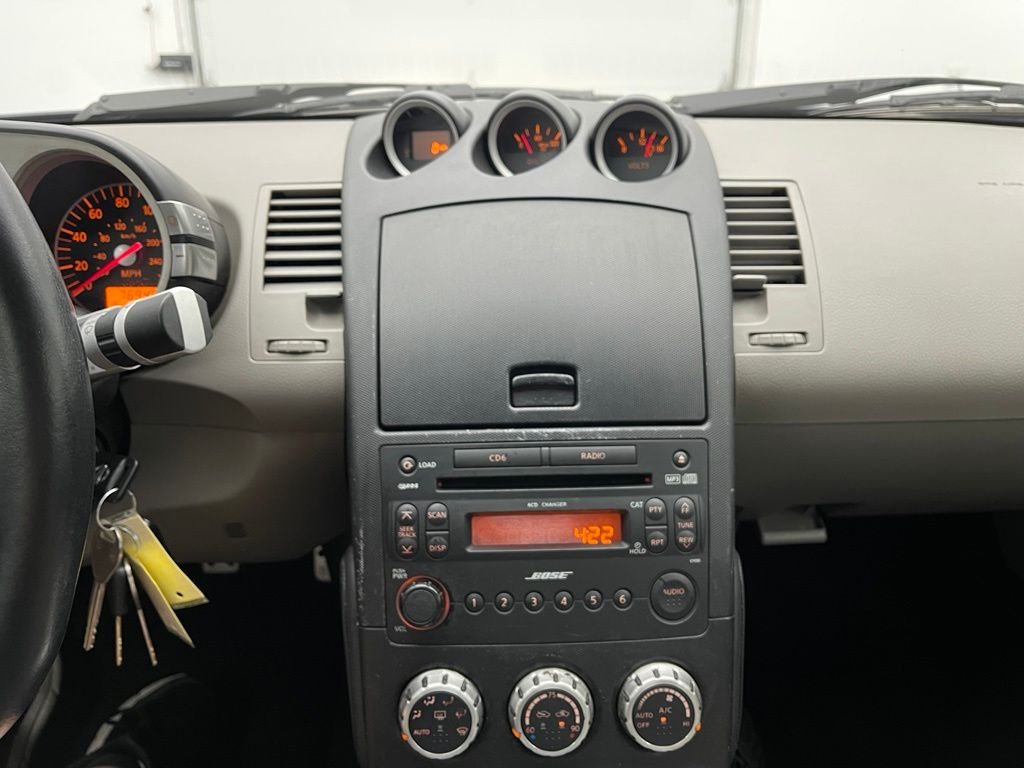 Used 2007 San Marino Blue Pearl Nissan Touring image 25