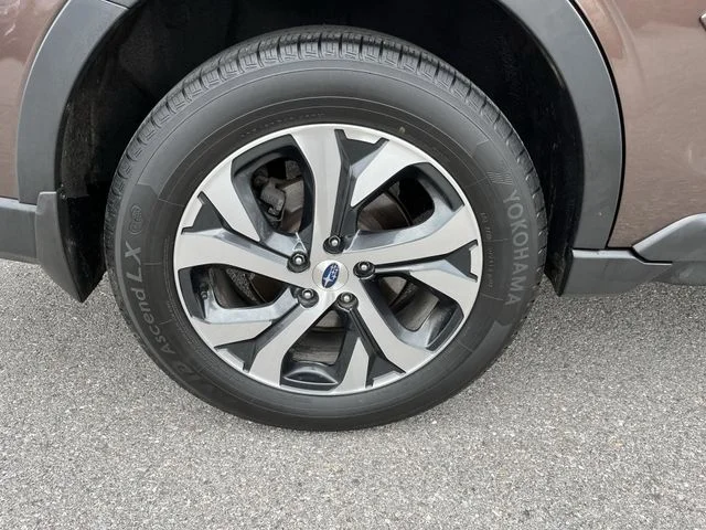 Used 2022 Brown Subaru Touring XT image 21