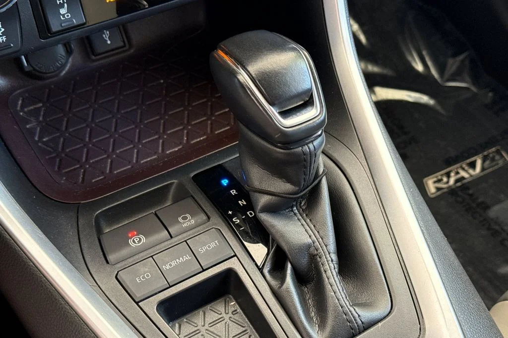 Used 2020 Black Toyota Limited image 26