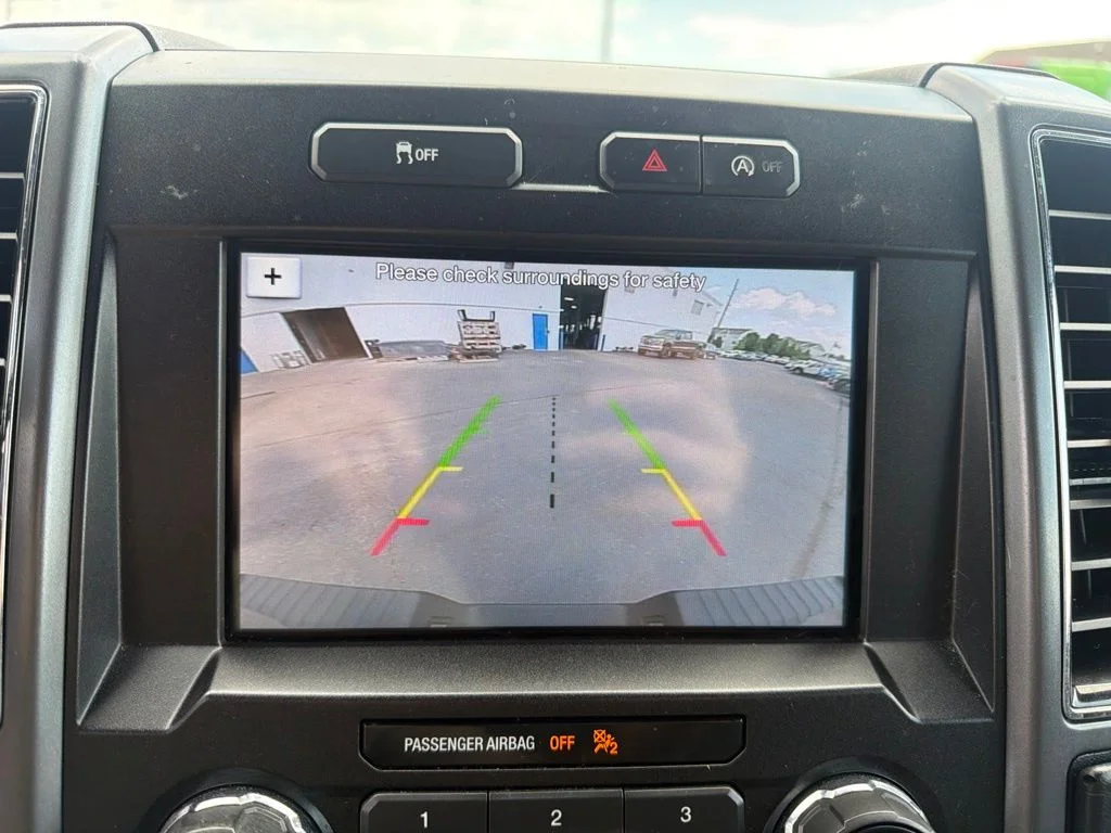 Certified Used 2019 Blue Jeans Metallic Ford XLT image 32