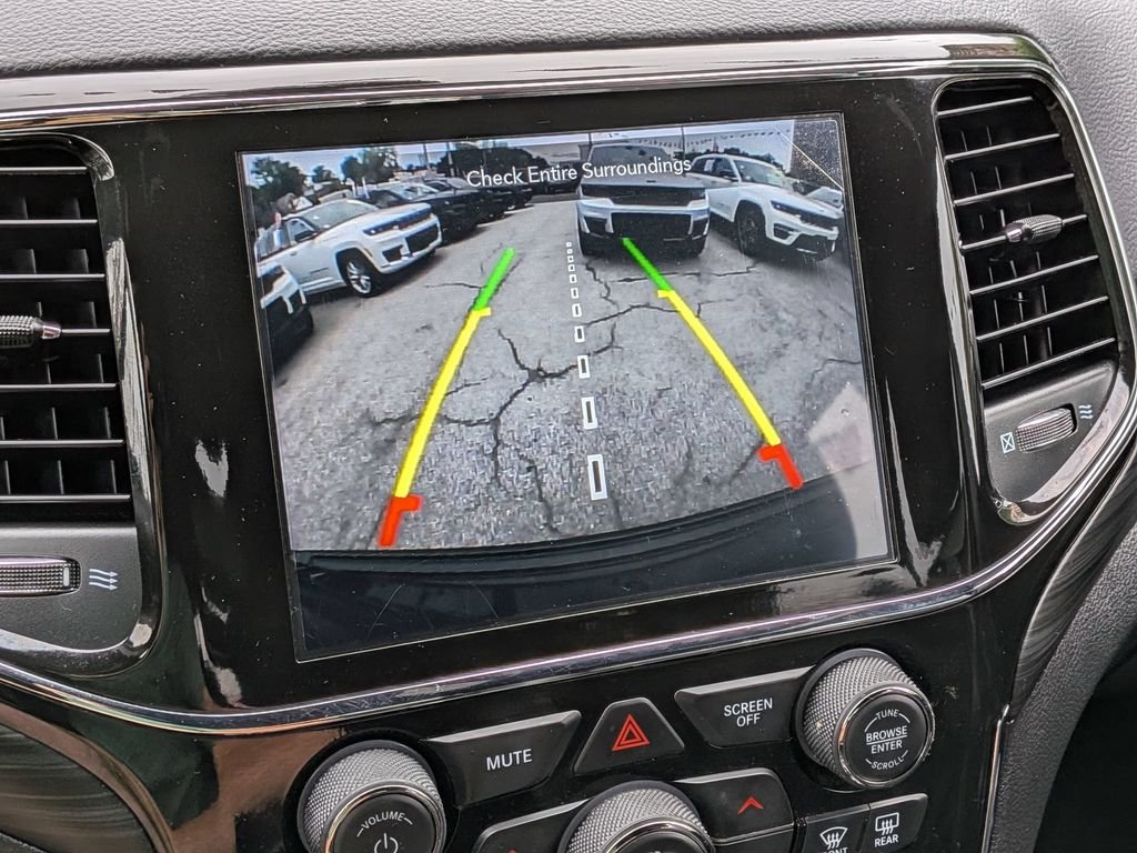 Used 2022 Black Jeep Laredo X image 20