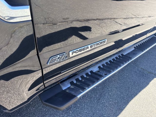 Used 2020 Black Metallic Ford Lariat image 11