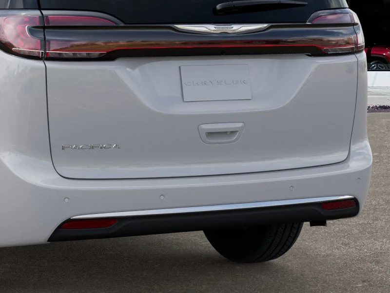 New 2026 Bright White Clear-Coat Exterior Paint Chrysler Select image 39