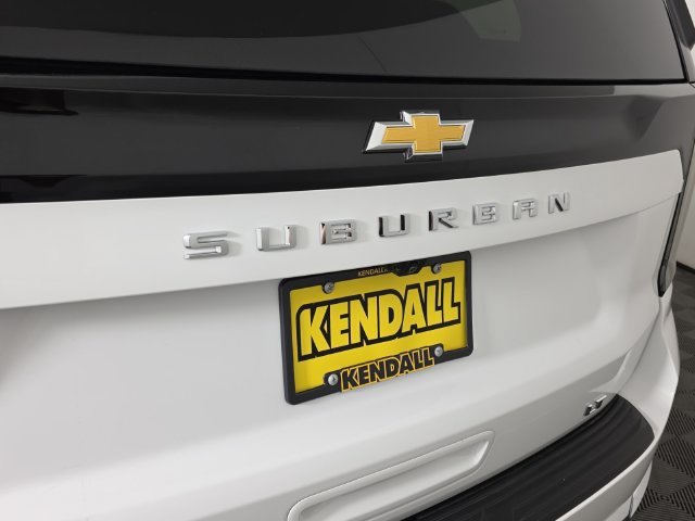 Used 2026 Summit White Chevrolet LT image 11