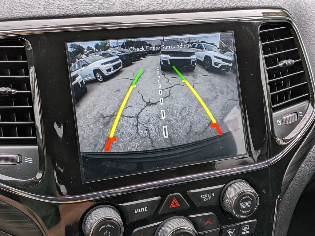 Used 2022 Black Jeep Laredo X image 20