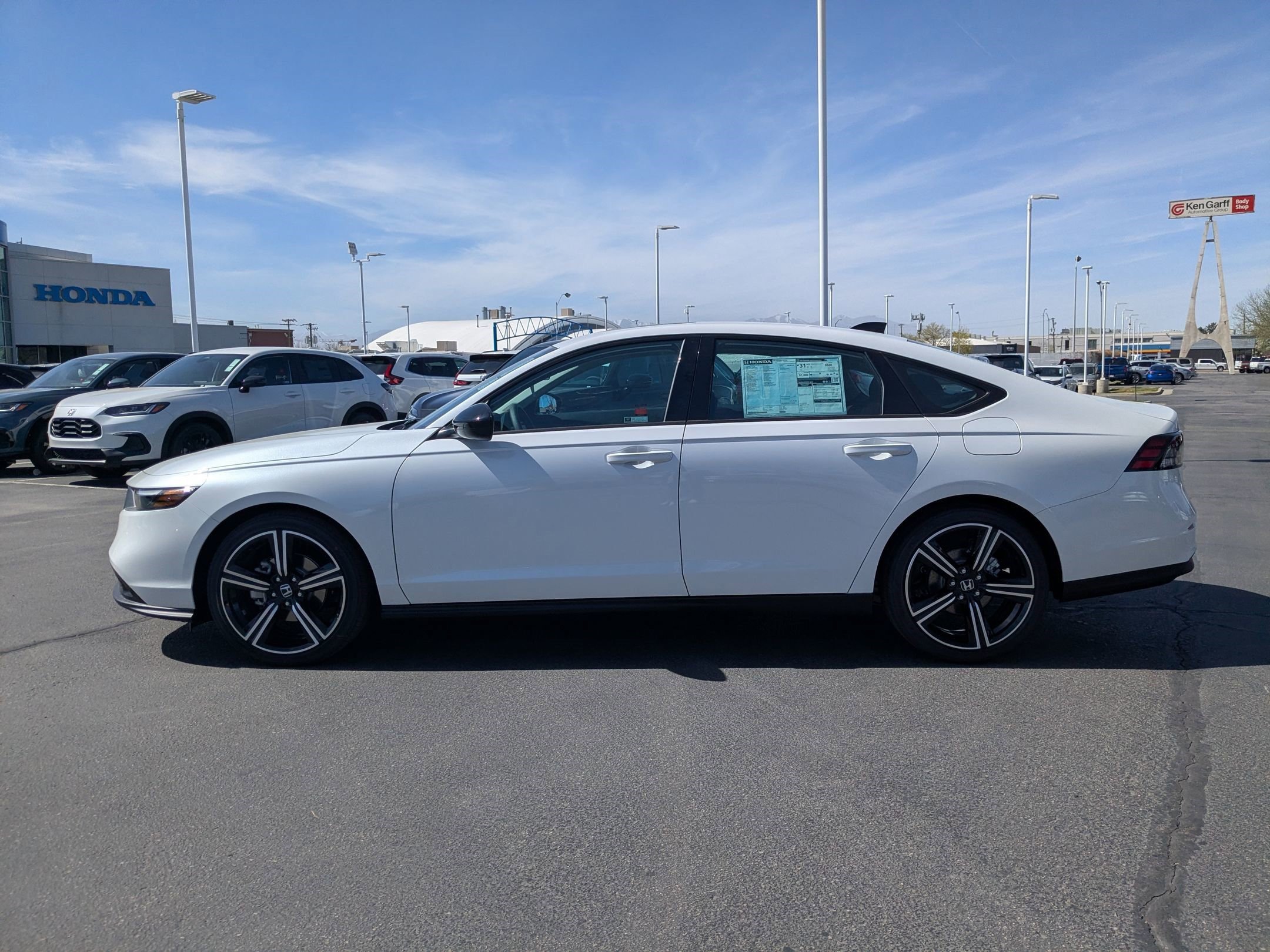 New 2026 Platinum White Pearl Honda SE image 7