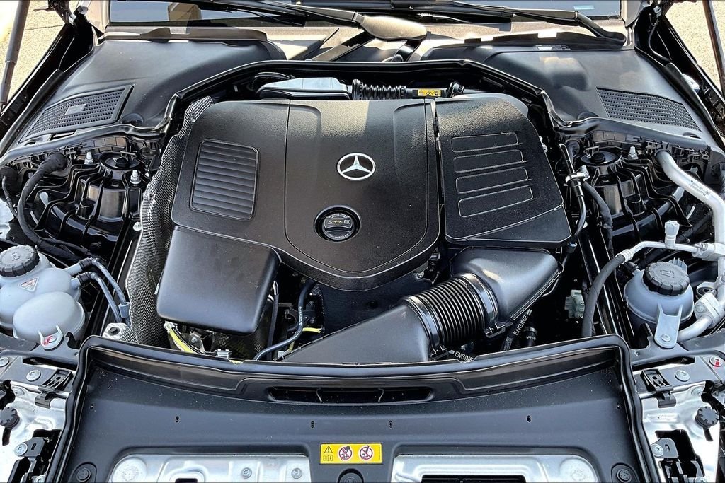 Used 2025 Black Mercedes-Benz C 300 image 9