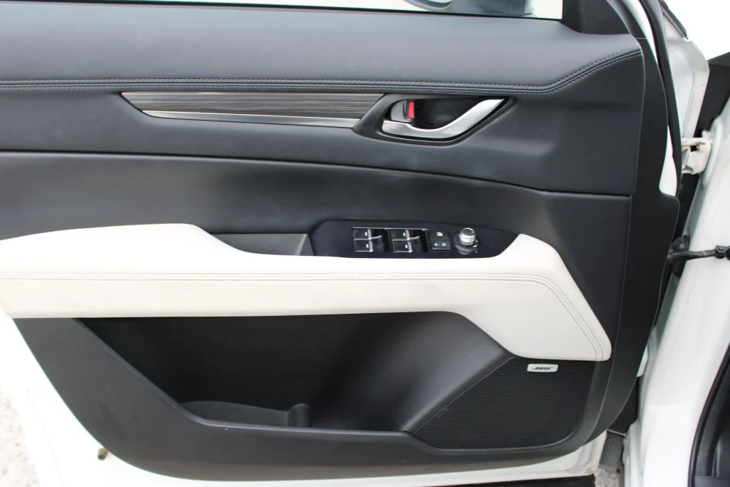 Used 2021 White Mazda Grand Touring image 33