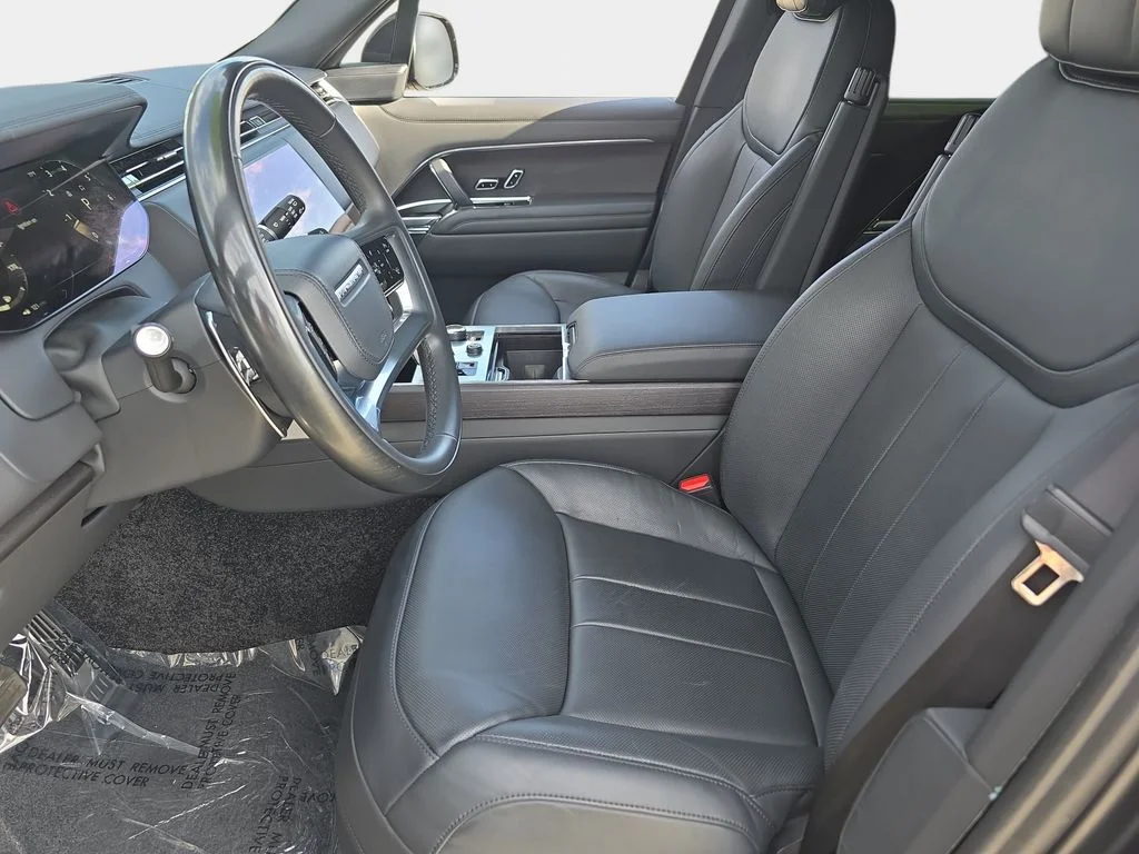 Certified Used 2023 Black Land Rover SE image 17