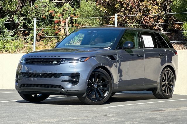Certified Used 2025 Blue Land Rover SE image 1