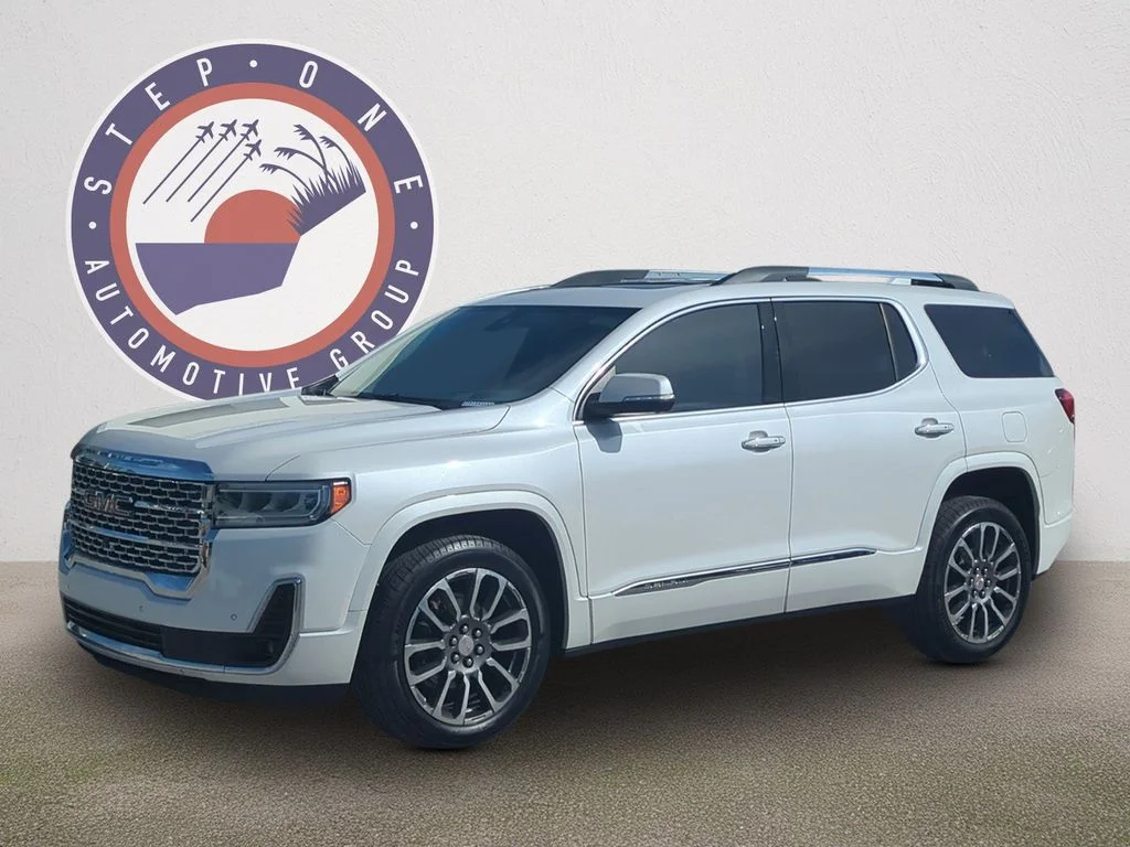 Used 2021 White GMC Denali image 2