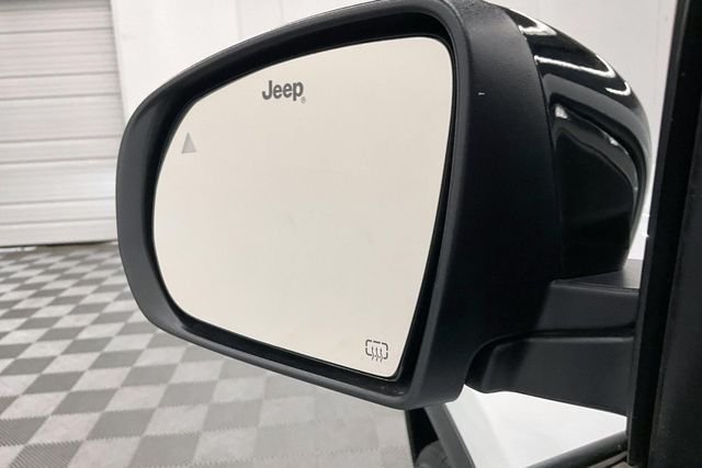 2023 Jeep Compass Latitude Lux - Photo 39